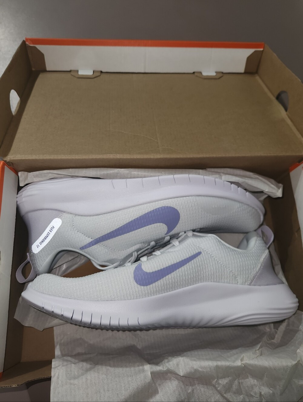 NIKE Flex Experience Run 12's Running Shoes
